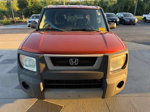 Used 2005 Honda Element EX image 2