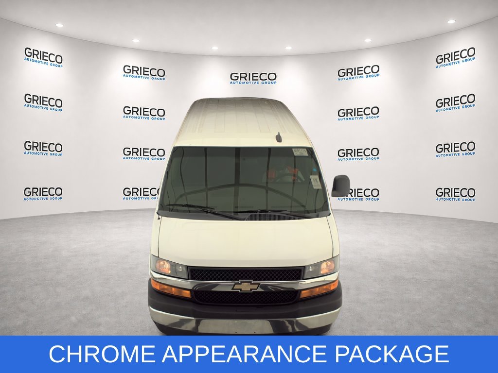 Used 2019 Chevrolet Express 2500 w/ Driver Convenience Package RWD image 3