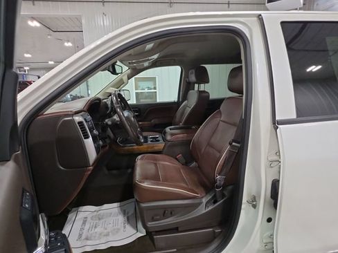 Used 2014 Chevrolet Silverado 1500 High Country w/ High Country Premium Package AWD/4WD image 21