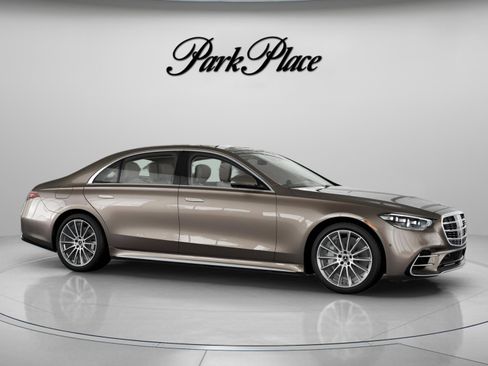 New 2026 Mercedes-Benz S 580 4MATIC Sedan image 30