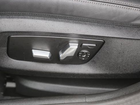 Certified 2023 BMW 530e w/ M Sport Package image 18