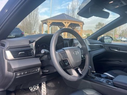 Used 2026 Toyota Camry SE w/ Convenience Package image 13