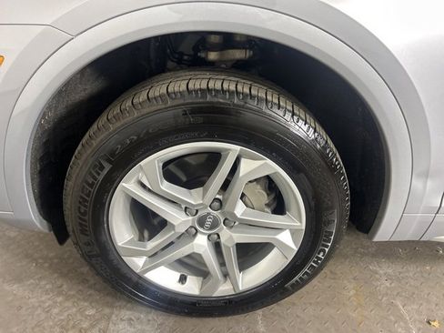 Used 2019 Audi Q5 2.0T Premium w/ Convenience Package image 26