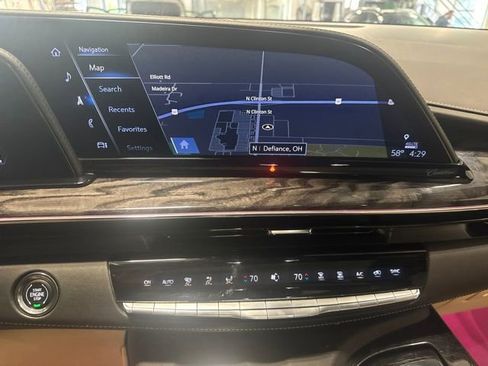 Used 2023 Cadillac Escalade ESV Premium Luxury w/ Performance Package AWD/4WD image 7