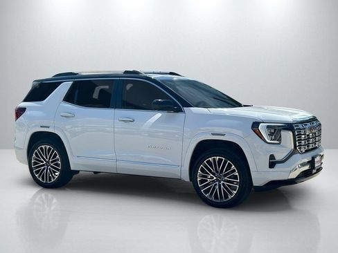 Used 2026 GMC Terrain Denali AWD/4WD image 4