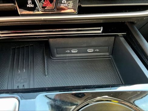 Certified 2026 Volkswagen Atlas SE FWD image 18