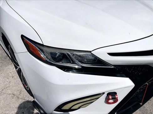 Used 2018 Toyota Camry SE image 27