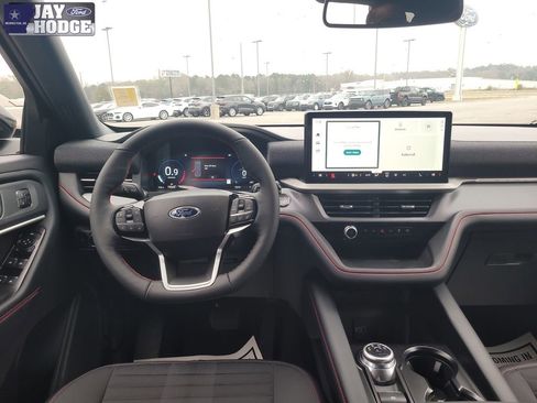 New 2026 Ford Explorer ST-Line w/ ST-Line Street Pack image 30