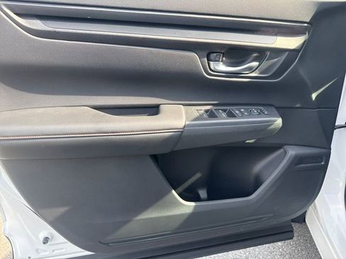 Used 2023 Honda CR-V Sport image 9