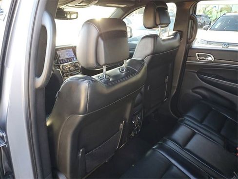 Used 2020 Jeep Grand Cherokee Limited w/ Luxury Group II image 10