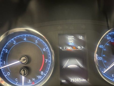 Used 2017 Toyota Corolla SE FWD image 20