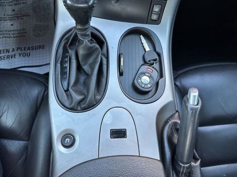 Used 2005 Chevrolet Corvette Convertible w/ Preferred Equipment Group image 11