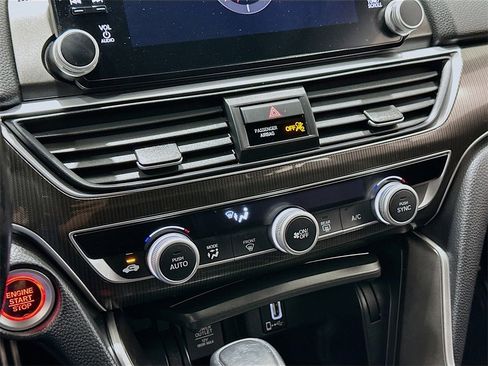 Used 2019 Honda Accord Sport image 16