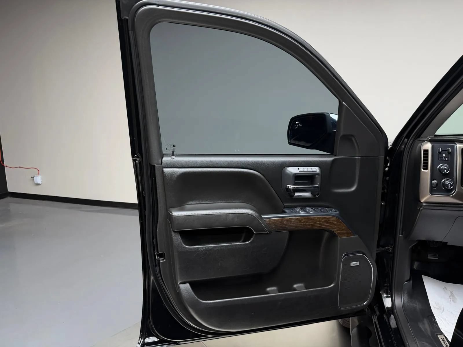 Used 2018 GMC Sierra 1500 Denali AWD/4WD image 22