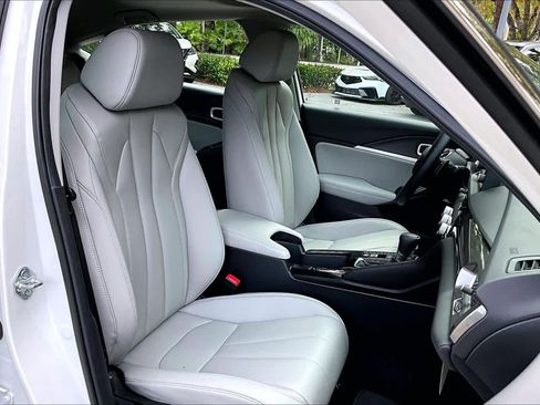 Certified 2025 Acura Integra image 8