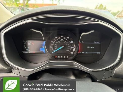 Used 2017 Ford Fusion Titanium FWD image 19