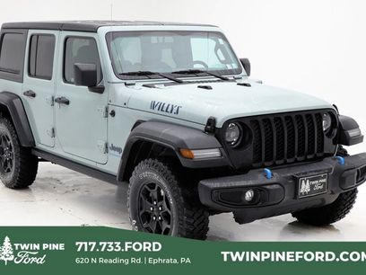 Used 2023 Jeep Wrangler Unlimited w/ Cold Weather Group