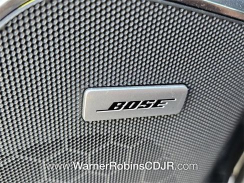 Used 2015 Cadillac Escalade Luxury image 31