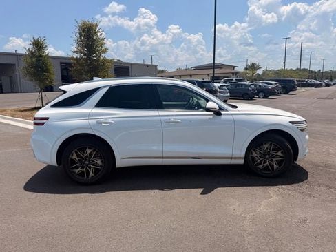 Used 2023 Genesis GV70 2.5T w/ Select Package AWD/4WD image 21