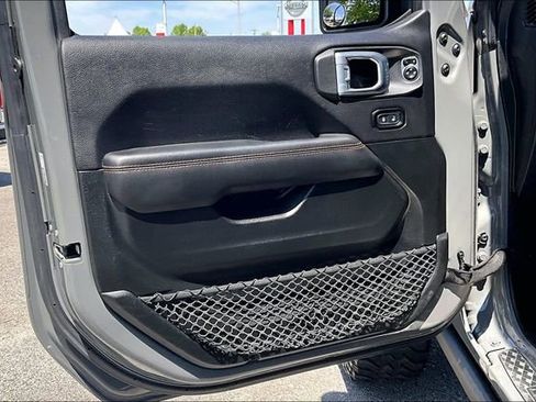 Used 2020 Jeep Gladiator Mojave AWD/4WD image 16