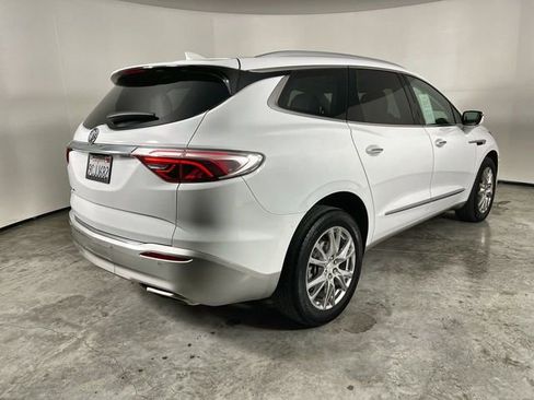 Certified 2022 Buick Enclave Premium w/ Experience Buick Package image 8