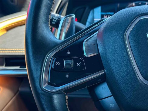 Used 2020 Chevrolet Corvette Stingray Preferred Cpe w/ 2LT Preferred Equipment Group image 24