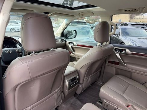 Used 2019 Lexus GX 460 Premium image 23