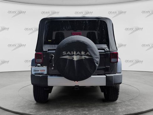 Used 2014 Jeep Wrangler Sahara w/ Connectivity Group AWD/4WD image 6