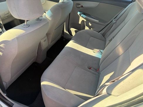 Used 2011 Toyota Corolla LE FWD image 8