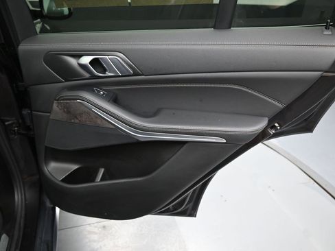 Used 2019 BMW X5 xDrive40i w/ Premium Package 2 image 41