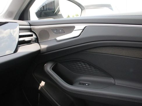 Used 2026 Audi A6 Premium Plus w/ Premium Plus Package AWD/4WD image 21