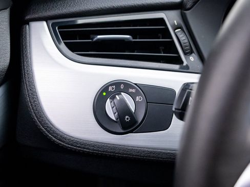 Used 2016 BMW Z4 sDrive28i image 16