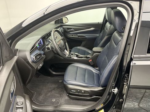 Used 2023 Chevrolet Bolt EUV Premier w/ Sun & Sound Package image 3