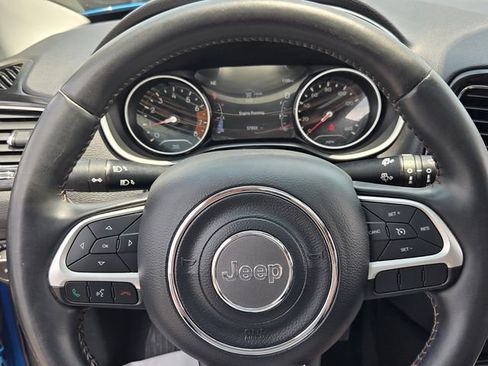 Used 2018 Jeep Compass Limited w/ Navigation Group AWD/4WD image 28