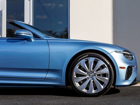 New 2026 Bentley Continental GTC image 21