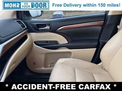 Used 2019 Toyota Highlander Limited Platinum image 23