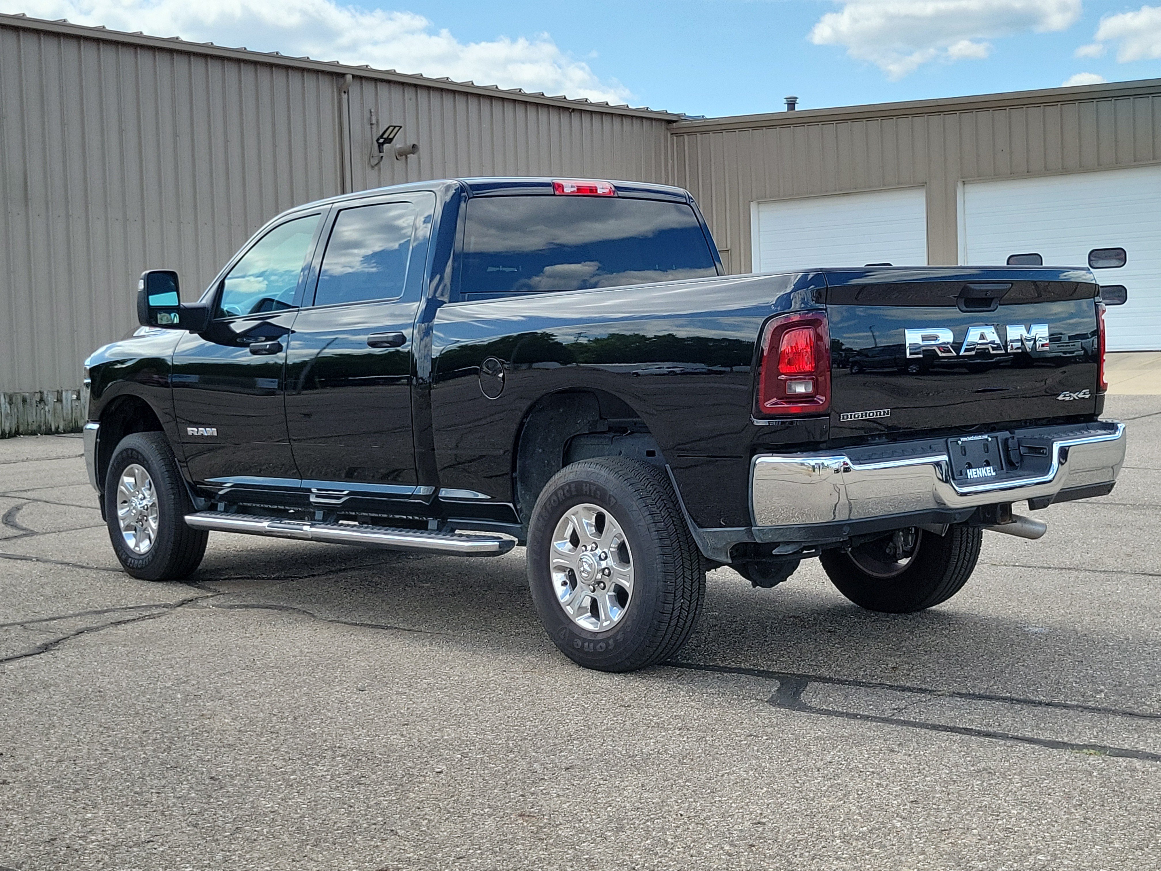 Used 2026 RAM 2500 Big Horn AWD/4WD image 3