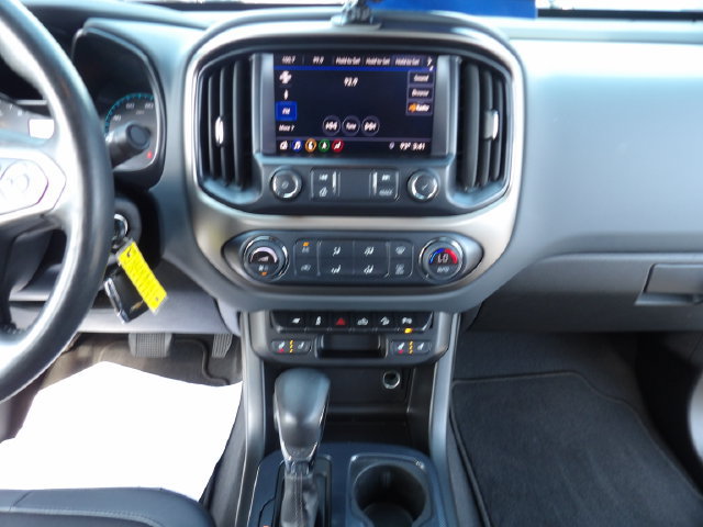 Used 2022 Chevrolet Colorado Z71 AWD/4WD image 18