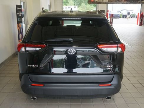 Certified 2025 Toyota RAV4 XLE AWD/4WD image 15
