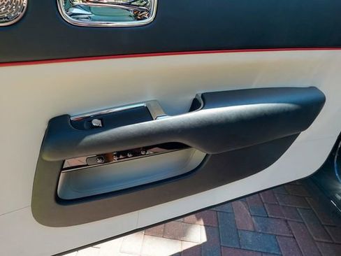 Used 2018 Rolls-Royce Dawn image 77