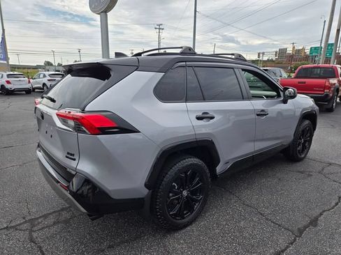 Used 2023 Toyota RAV4 XSE AWD/4WD image 8