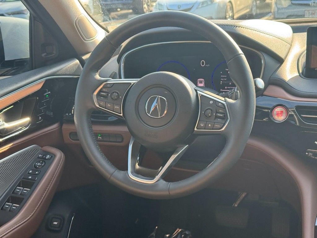 Certified 2024 Acura MDX w/ Technology Package AWD/4WD image 17