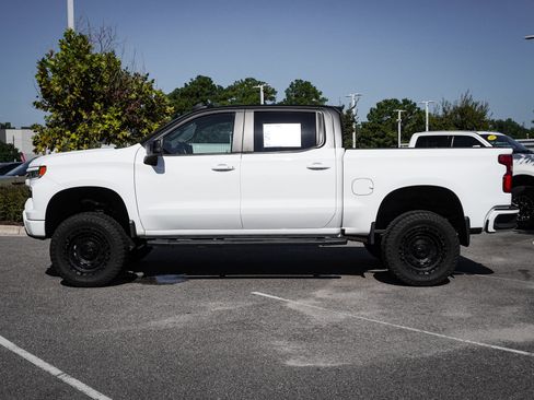 Used 2024 Chevrolet Silverado 1500 RST AWD/4WD image 7