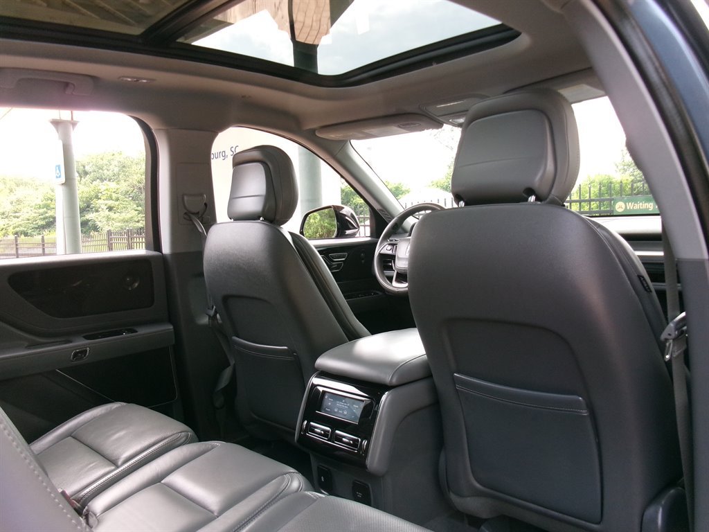 Used 2020 Lincoln Aviator Reserve w/ Equipment Group 201A AWD/4WD image 24