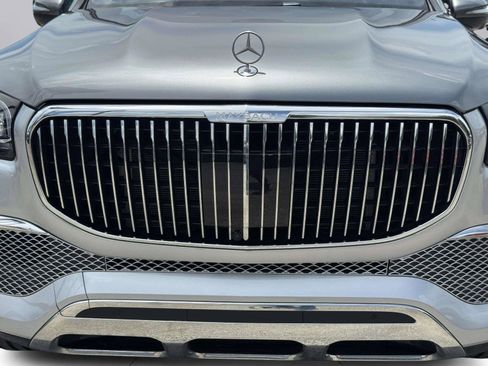 Used 2022 Mercedes-Benz Maybach GLS 600 4MATIC image 18