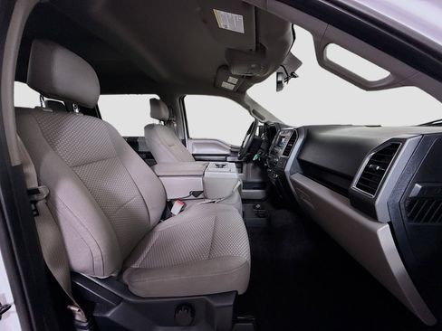 Used 2016 Ford F150 XLT w/ Trailer Tow Package image 27