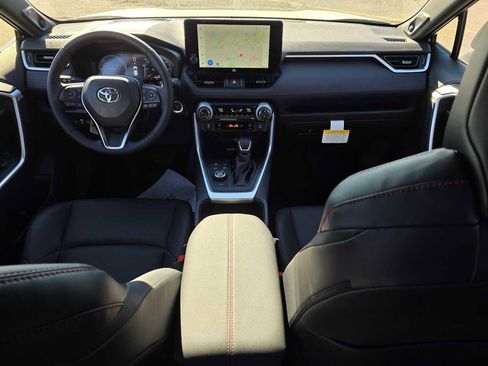 Certified 2025 Toyota RAV4 XSE image 19