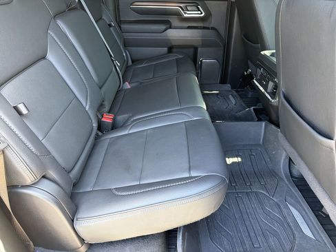 Used 2024 GMC Sierra 2500 Denali w/ Denali Reserve Package image 14