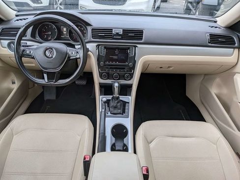 Used 2019 Volkswagen Passat 2.0T Wolfsburg FWD image 13