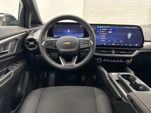 New 2026 Chevrolet Equinox EV LT w/ Comfort Package image 22